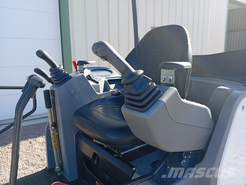 Bobcat E17Z Mini pelle < 7t
