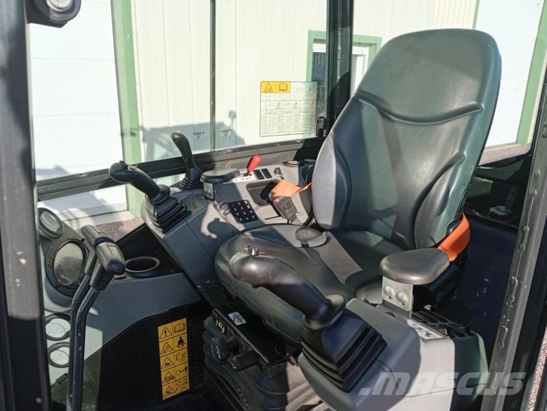 Bobcat E27Z Mini Escavadoras <7t