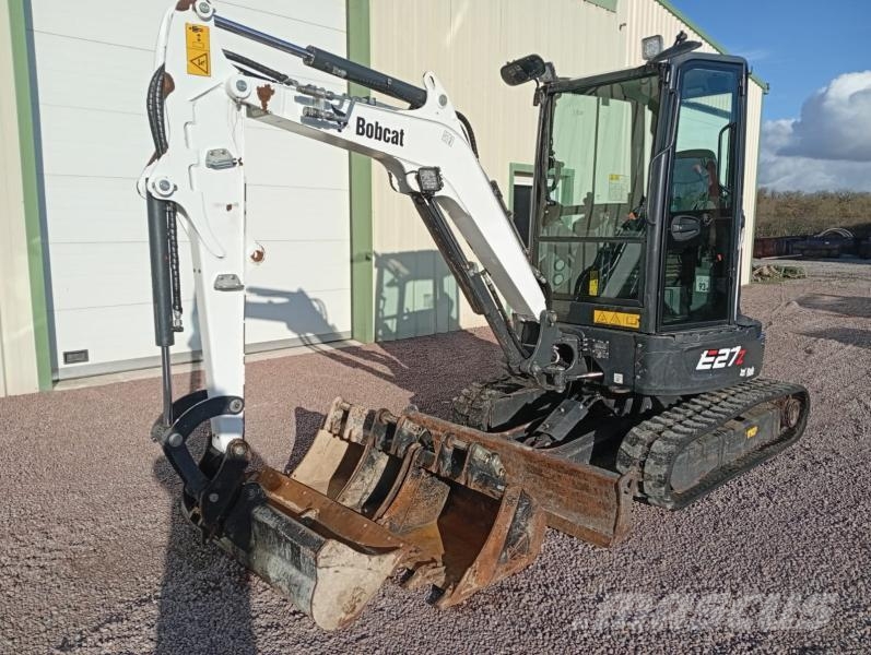 Bobcat E27Z Мини екскаватори < 7 т