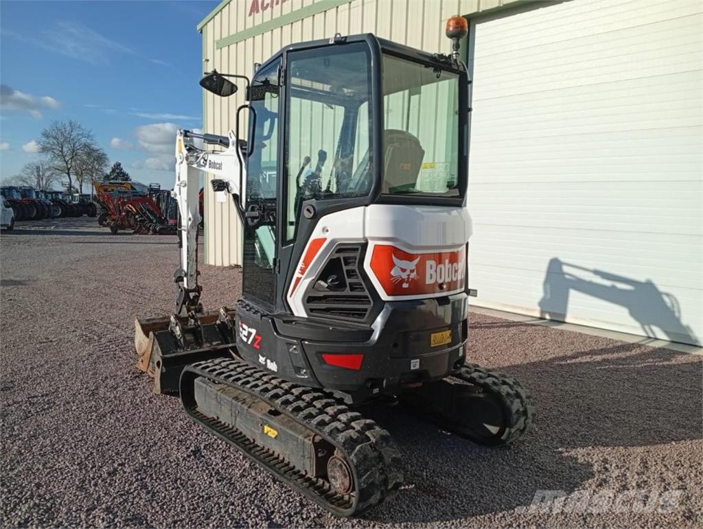 Bobcat E27Z Mini Escavadoras <7t