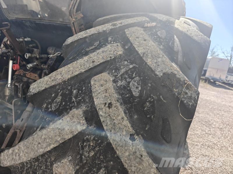 Case IH 1056XL الجرارات
