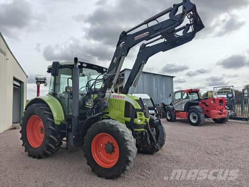 CLAAS 610C Tractors
