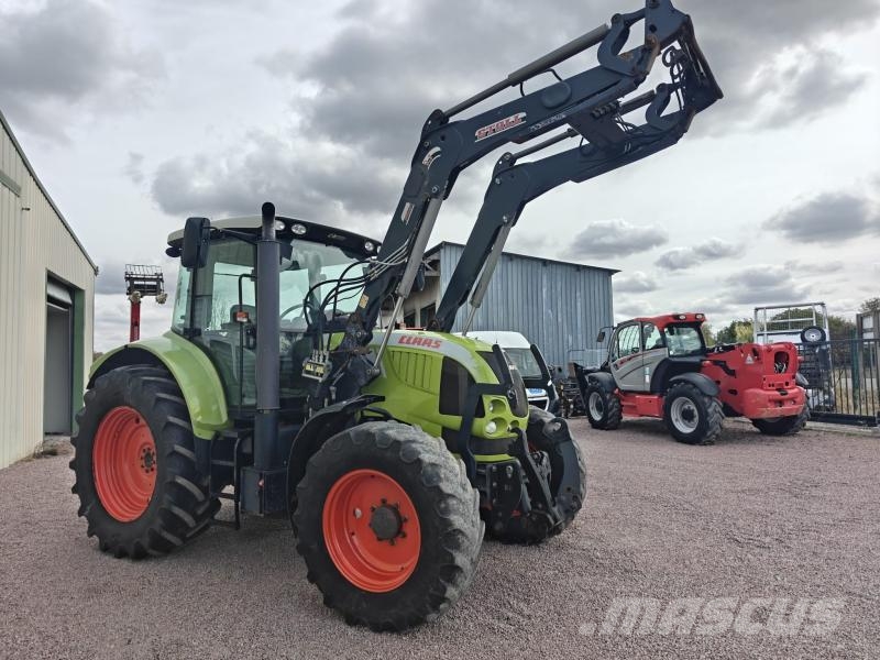 CLAAS 610C Tractors