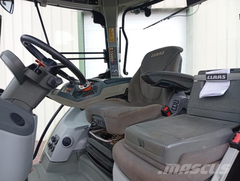 CLAAS Arion 530 Tractoare