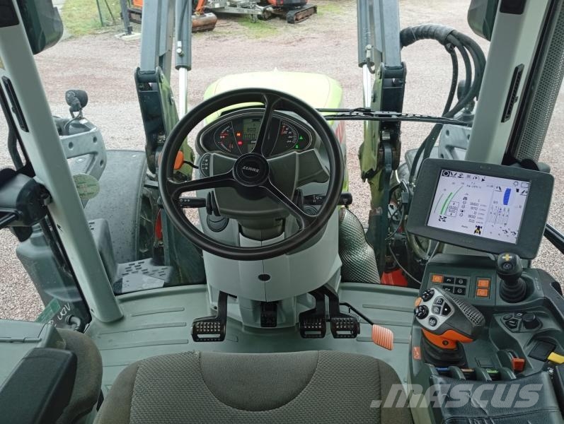 CLAAS Arion 530 Tractoare