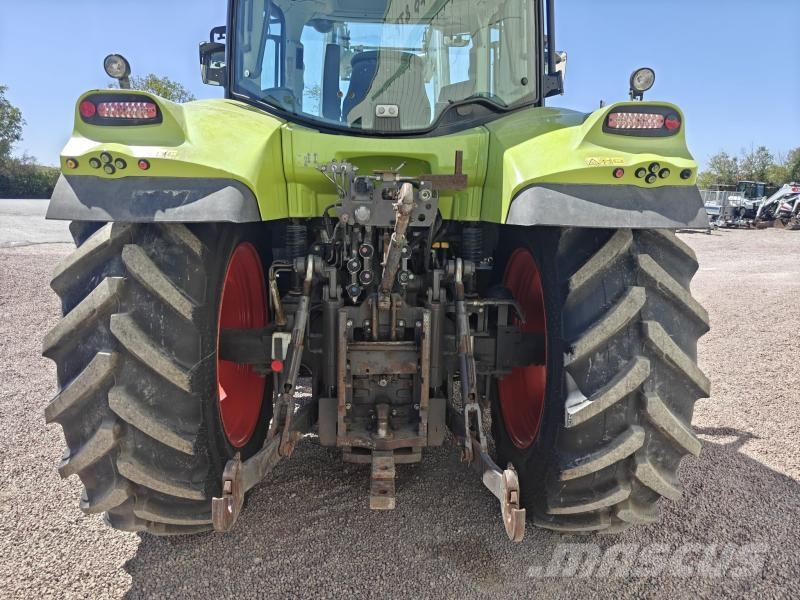 CLAAS Arion 530 Tractoare
