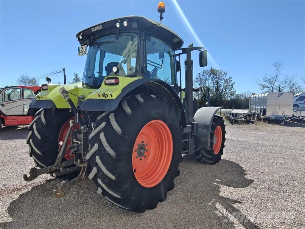 CLAAS ARION 640 트랙터