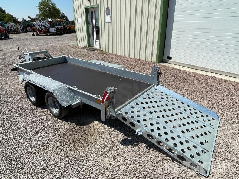 Ifor Williams GH94 Prikolice za autotransportere