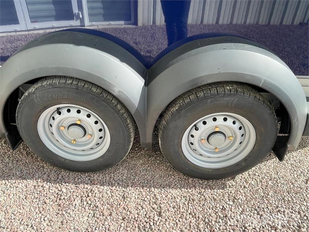 Ifor Williams HB511 Outros Reboques