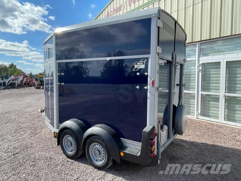 Ifor Williams HB511 مقطورات أخرى