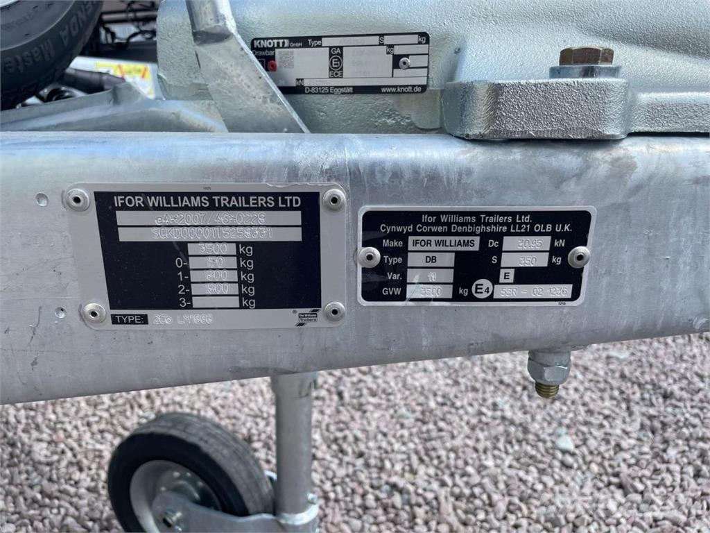 Ifor Williams LM166 Remolques de cama baja