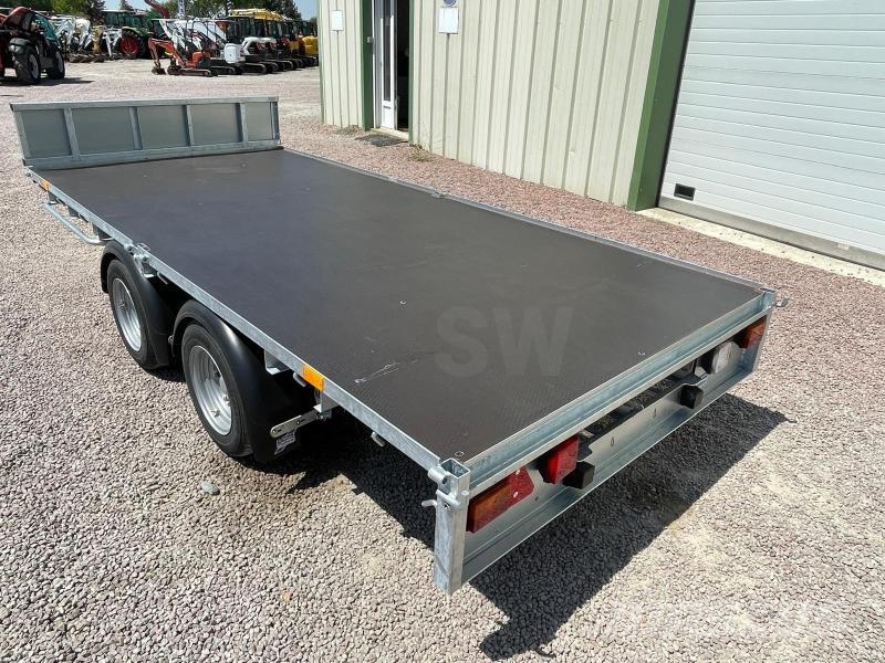 Ifor Williams LM125 Autotransportanhänger