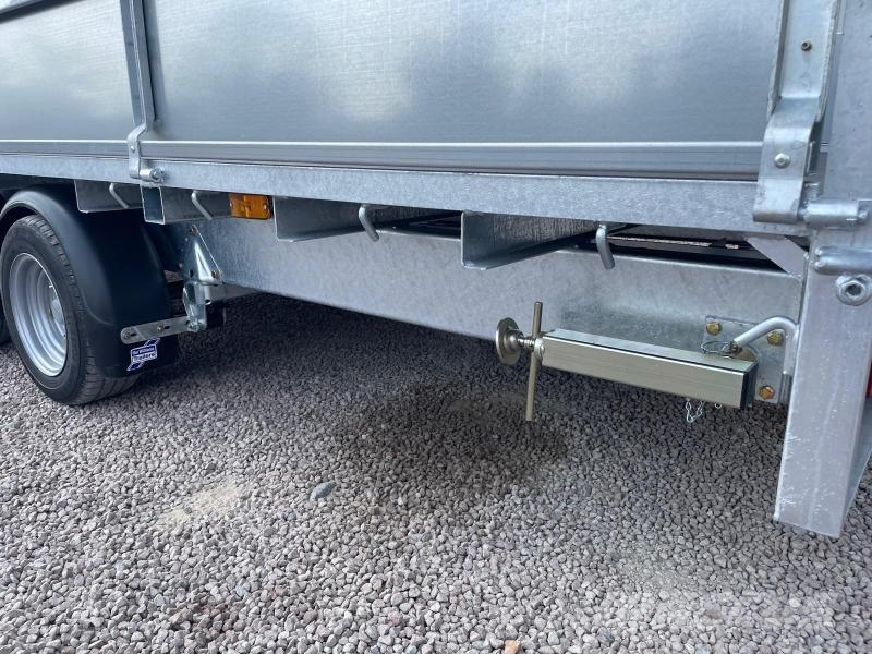 Ifor Williams LM166 Remolques de cama baja