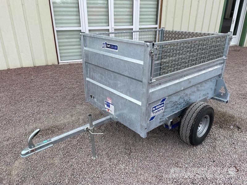 Ifor Williams QSE مقطورات ذات هيكل صندوقي