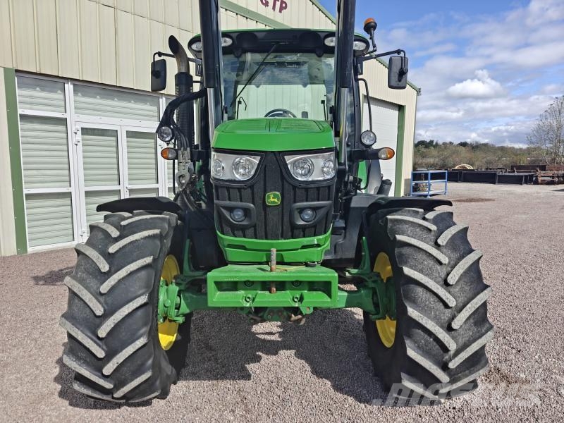 John Deere 6125R Tractoren