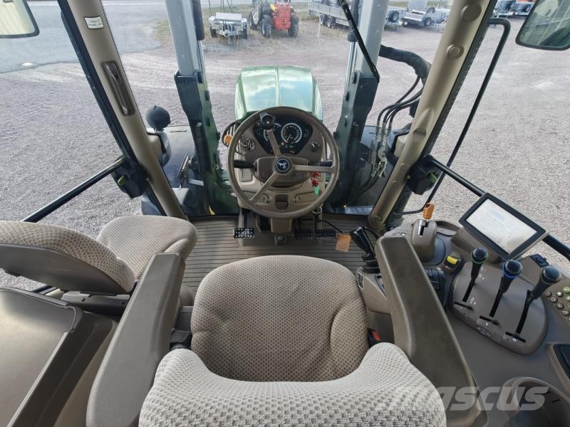 John Deere 6125R Tractoren
