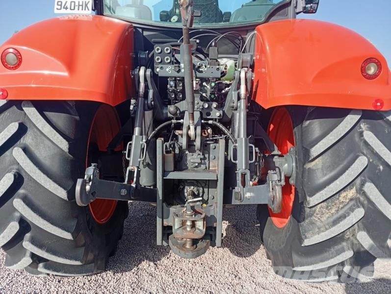 Kubota M7133 Traktori