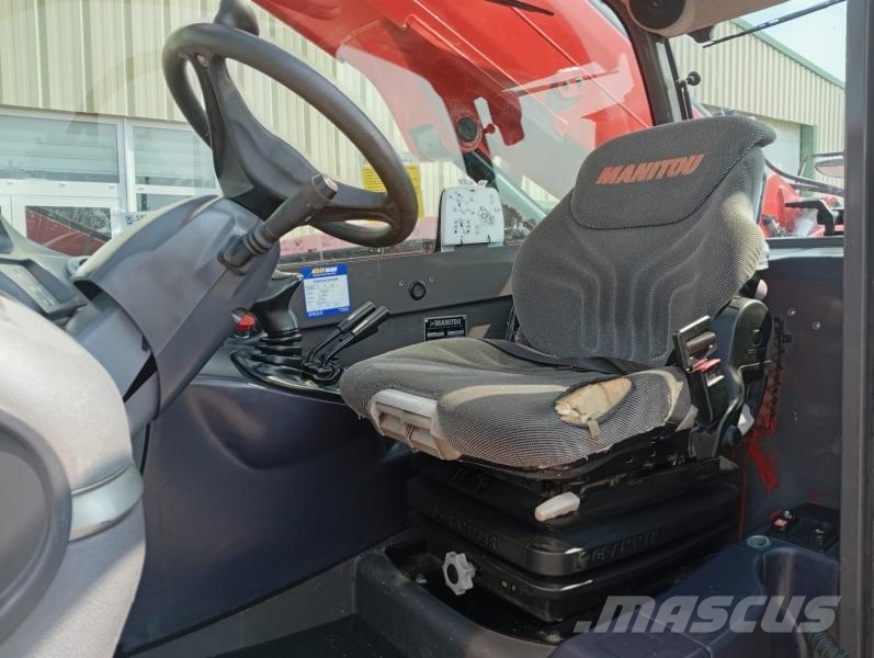 Manitou MT1335 مناولات متداخلة