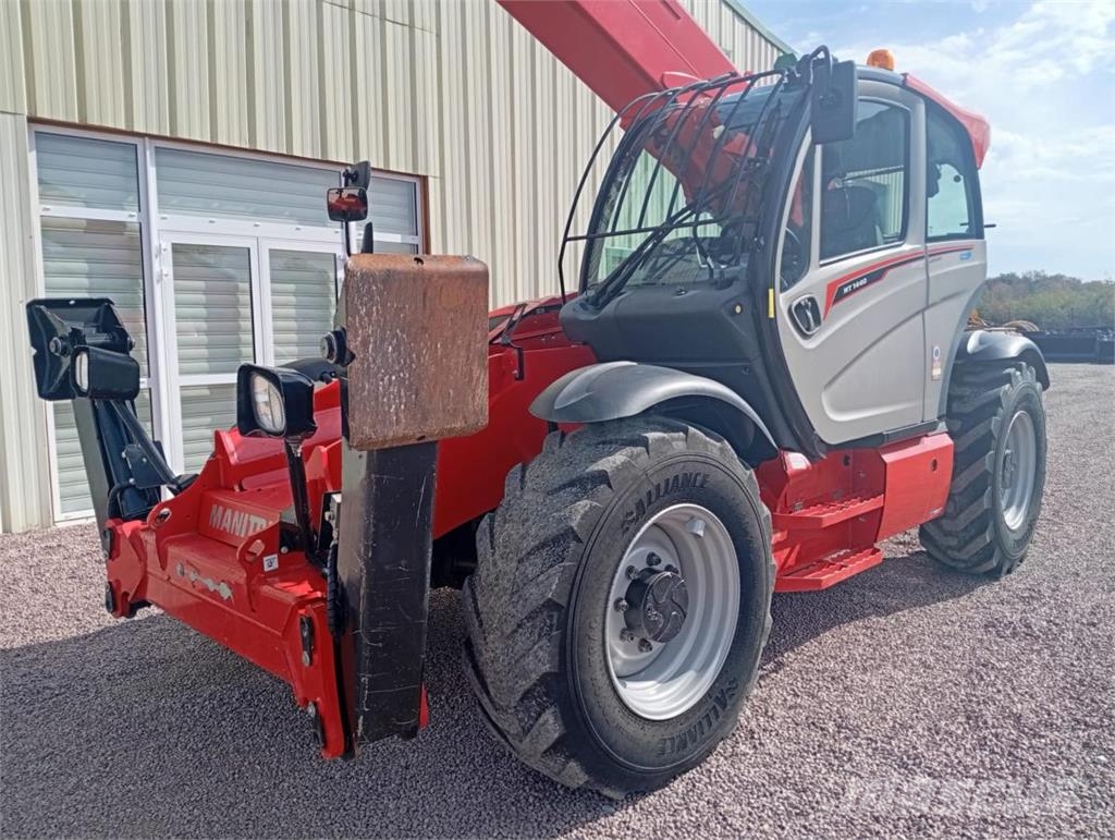 Manitou MT1440 مناولات متداخلة