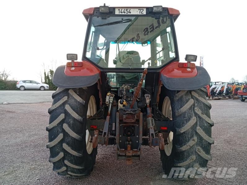 New Holland M100 Traktorid