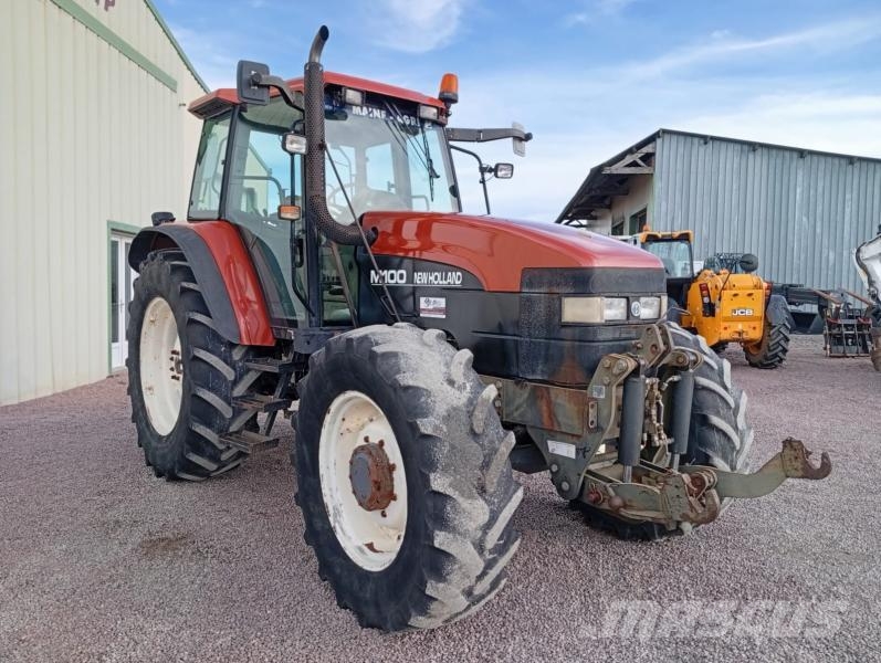 New Holland M100 Traktori