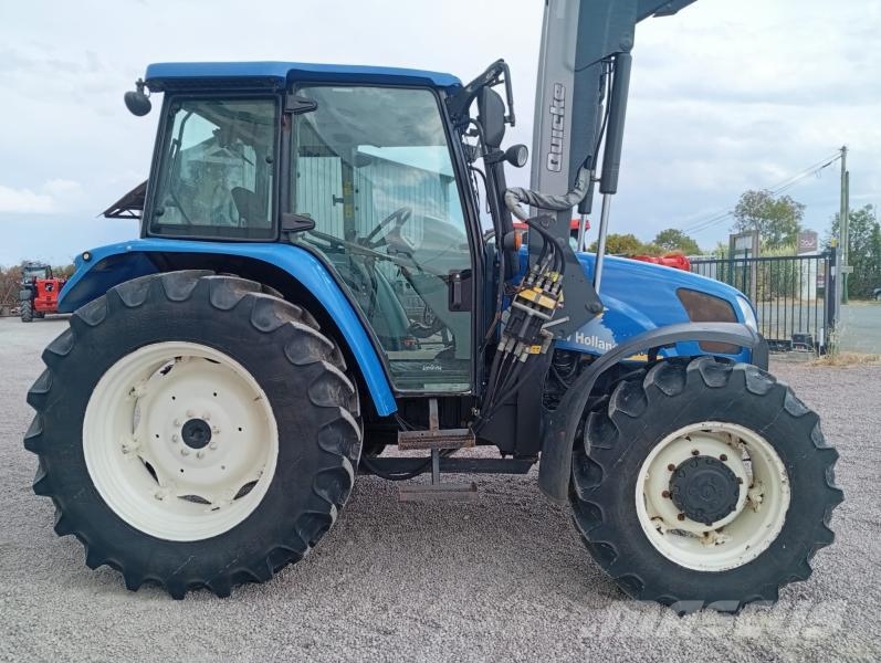 New Holland T5040 トラクター