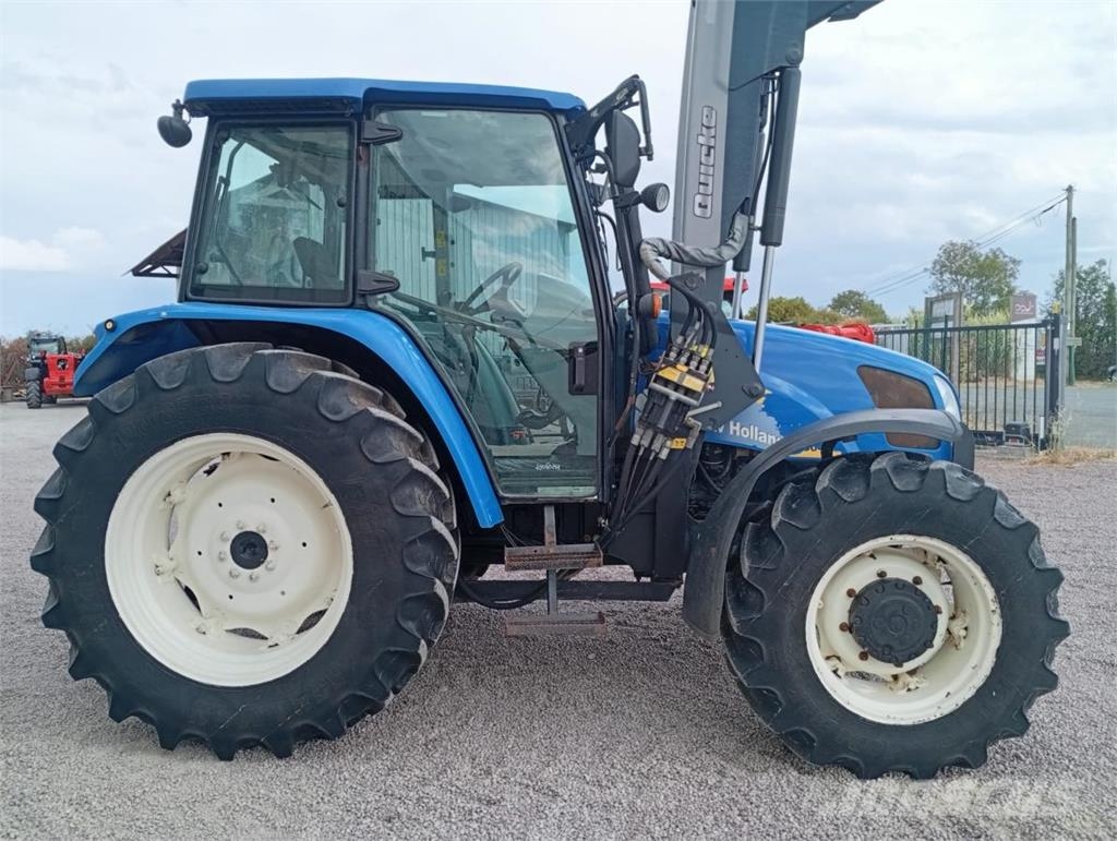 New Holland T5040 Tractors