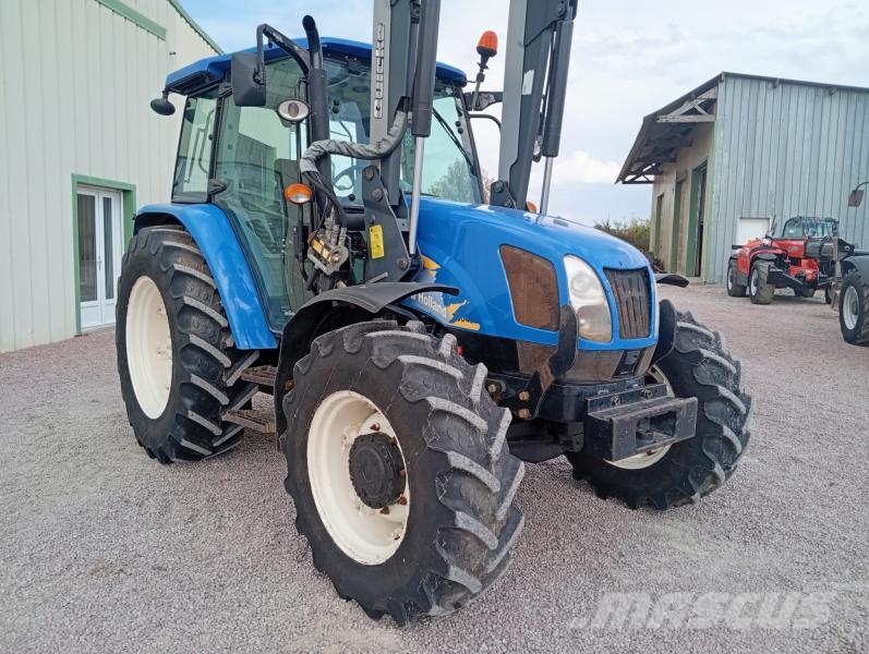 New Holland T5040 Tractors