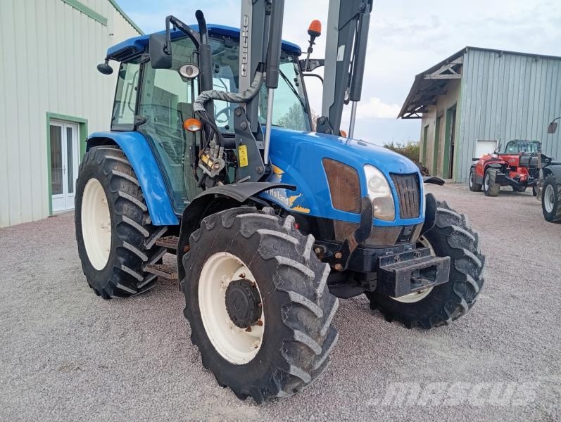 New Holland T5040 トラクター