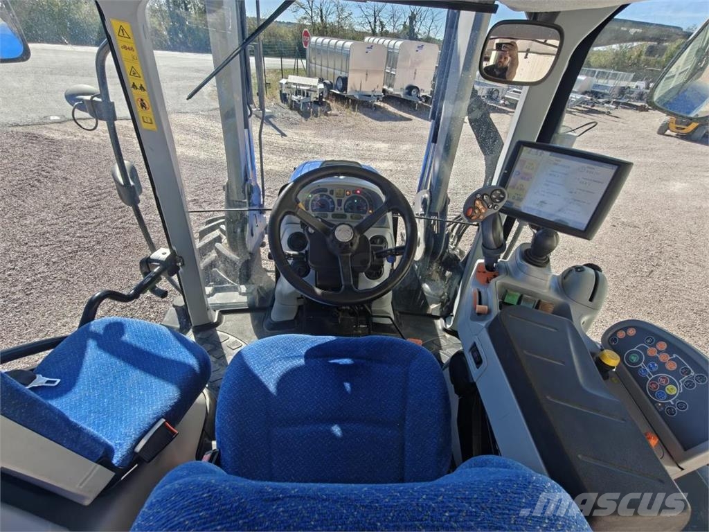 New Holland T6-140 Traktori