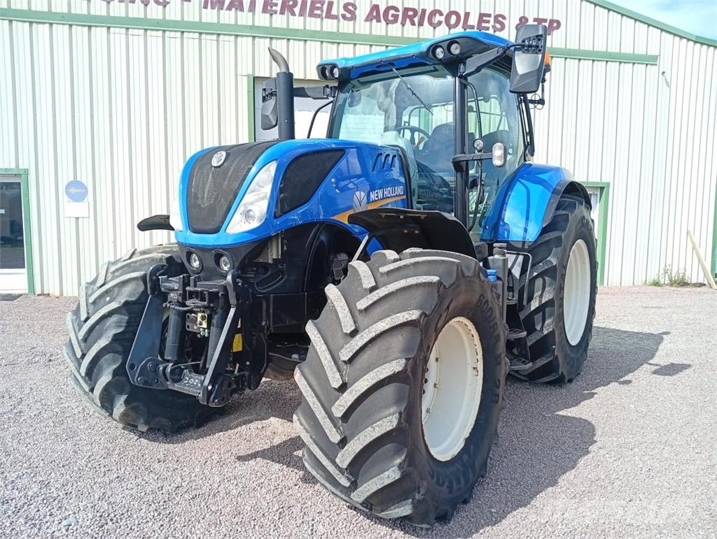 New Holland T7-215S Tractores