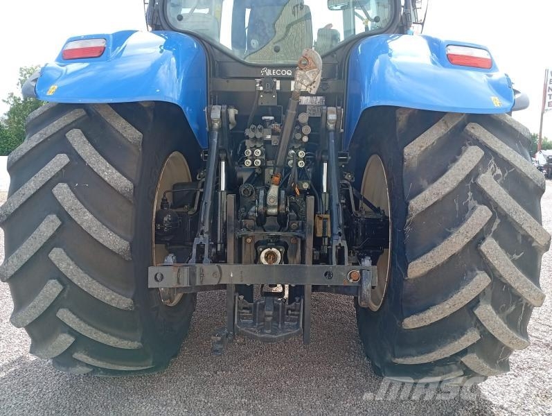 New Holland T7-215S Tractores
