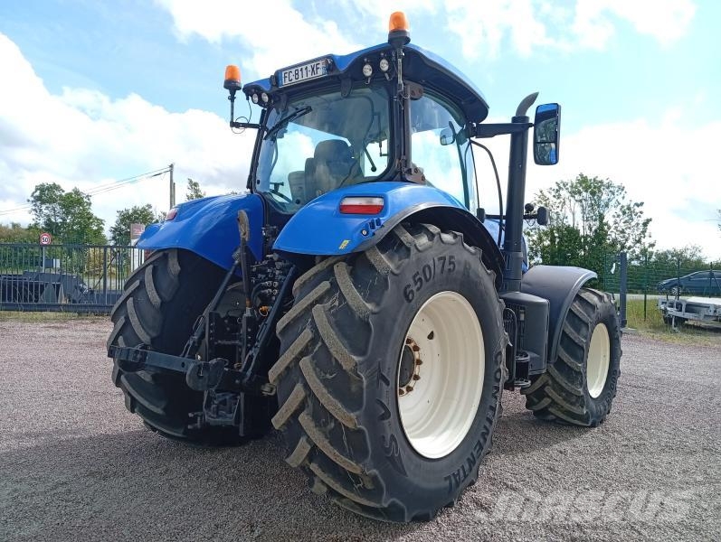 New Holland T7-215S Tractores