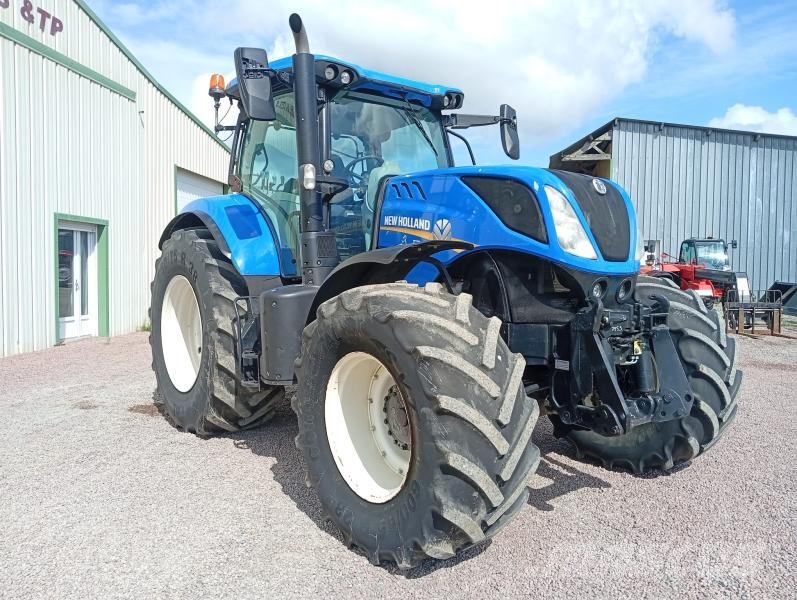 New Holland T7-215S Tractores