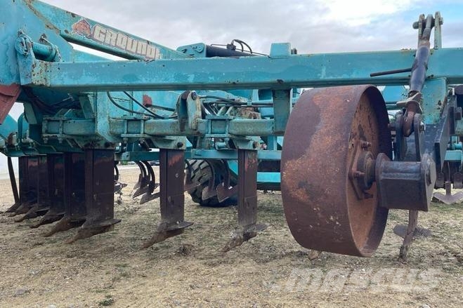 Cousins SUBSOLADOR PREPARADOR / CULTIVADOR COUSINS 6 METRO 农业机械-其他