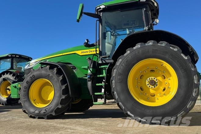 John Deere 8R 340 Tractors