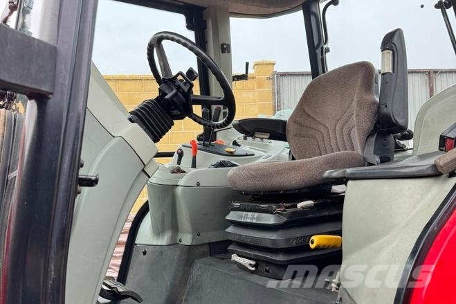 Massey Ferguson 5460 DYNA 4 Traktorid