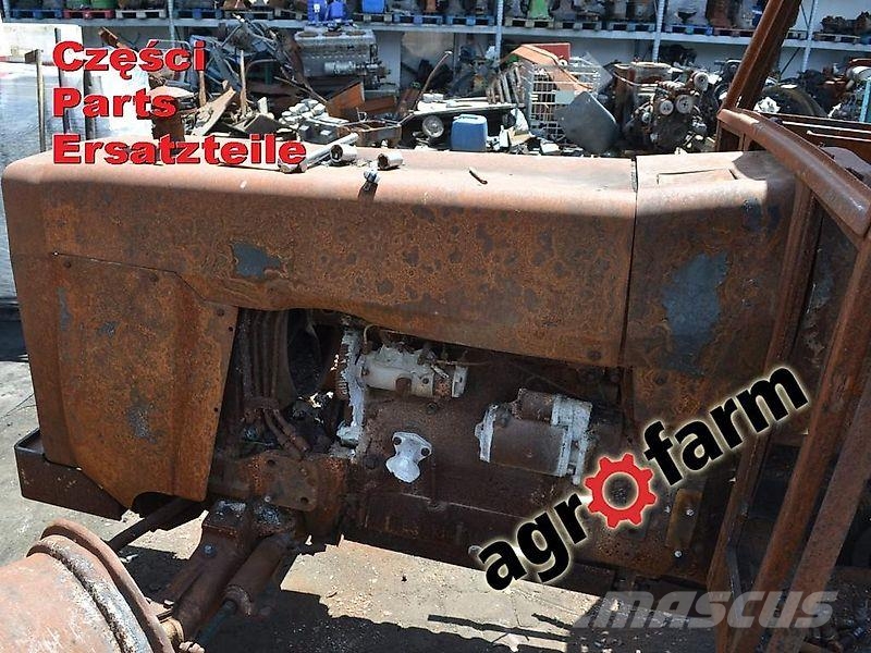 Massey Ferguson MF 560 Traktor Ersatzteilliste Parts List 1976 Pieces De Rechange::179878