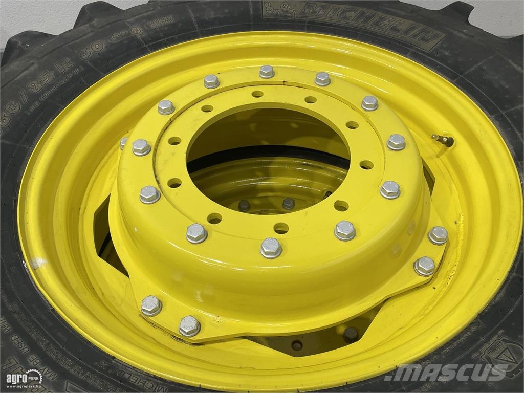  380/85R30 és 380/90R46 3 részes állítható művelőke Gume, točkovi i felne