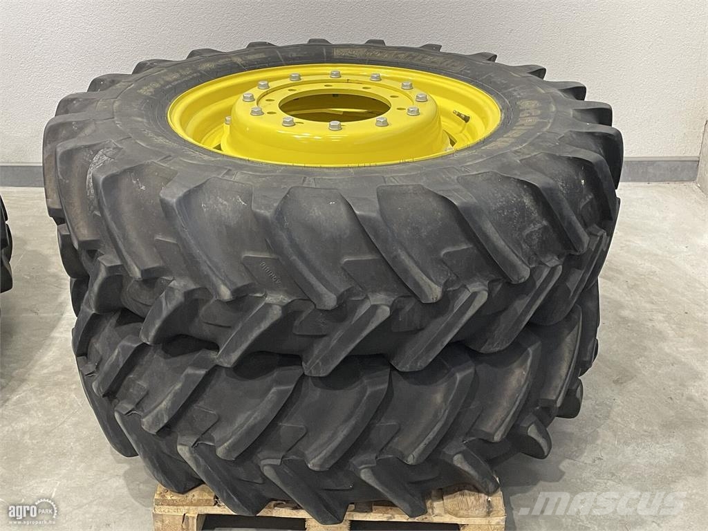  380/85R30 és 380/90R46 3 részes állítható művelőke Gume, točkovi i felne