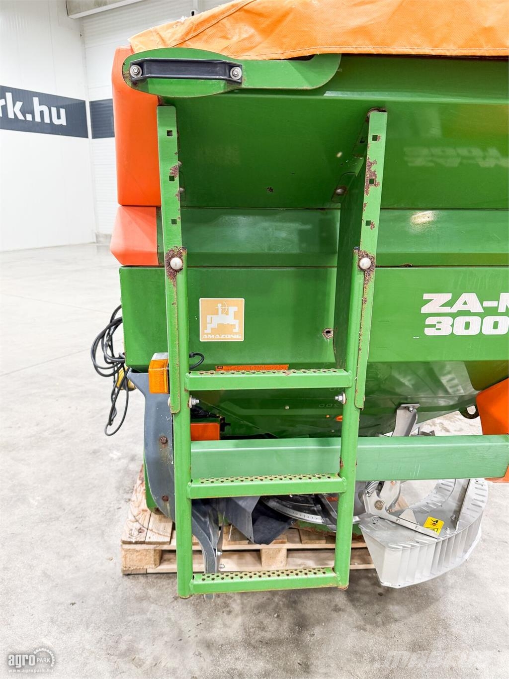 Amazone ZA-M 3001 Profis 3000 literes műtrágyaszóró, mérle Mineraldüngerstreuer