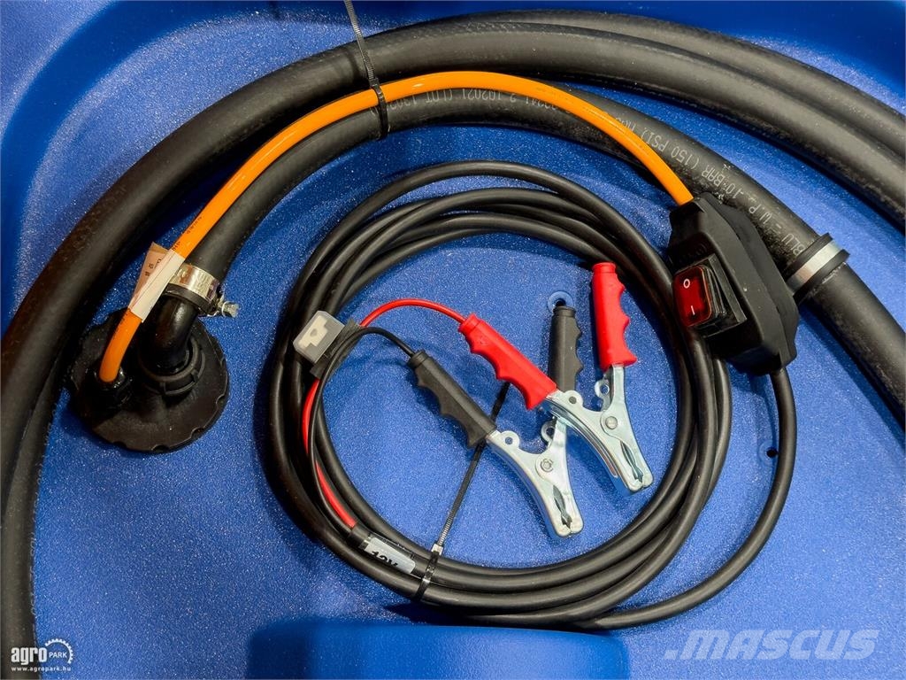Cemo 440 literes szállítható AdBlue tartály fedéllel 儲存用貨櫃