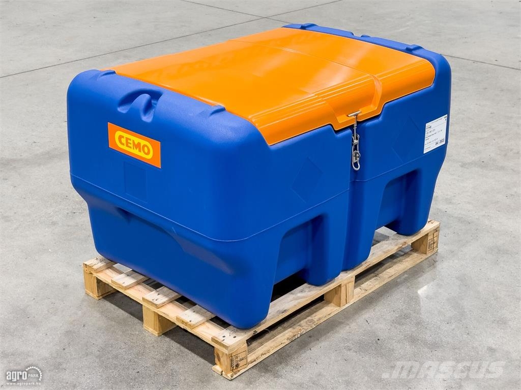 Cemo 440 literes szállítható AdBlue tartály fedéllel 儲存用貨櫃