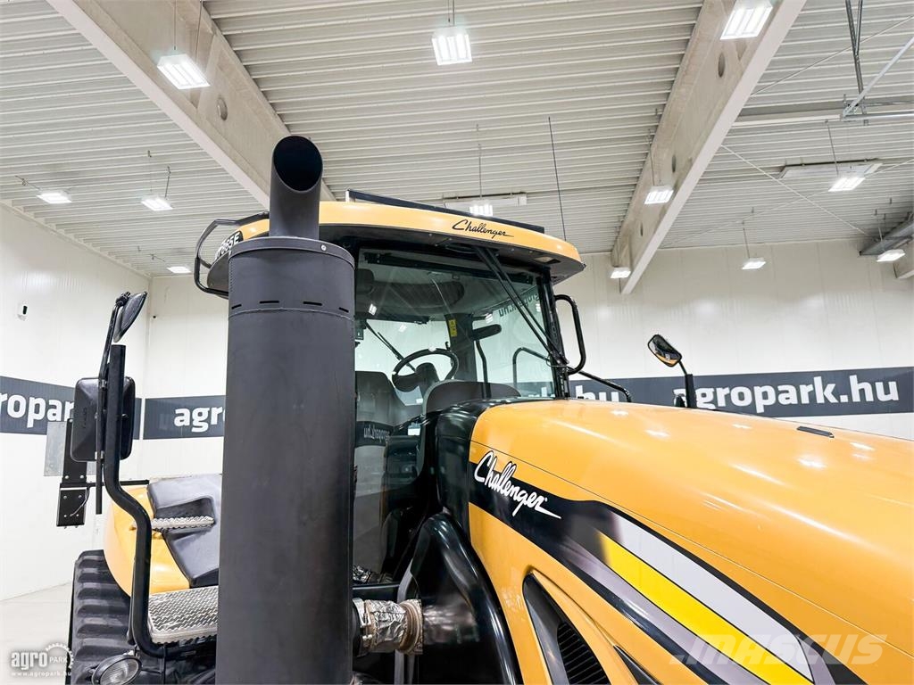 Challenger MT865E 16/4 Powershift 40 km/h váltó, 76 cm-es hev Traktorok
