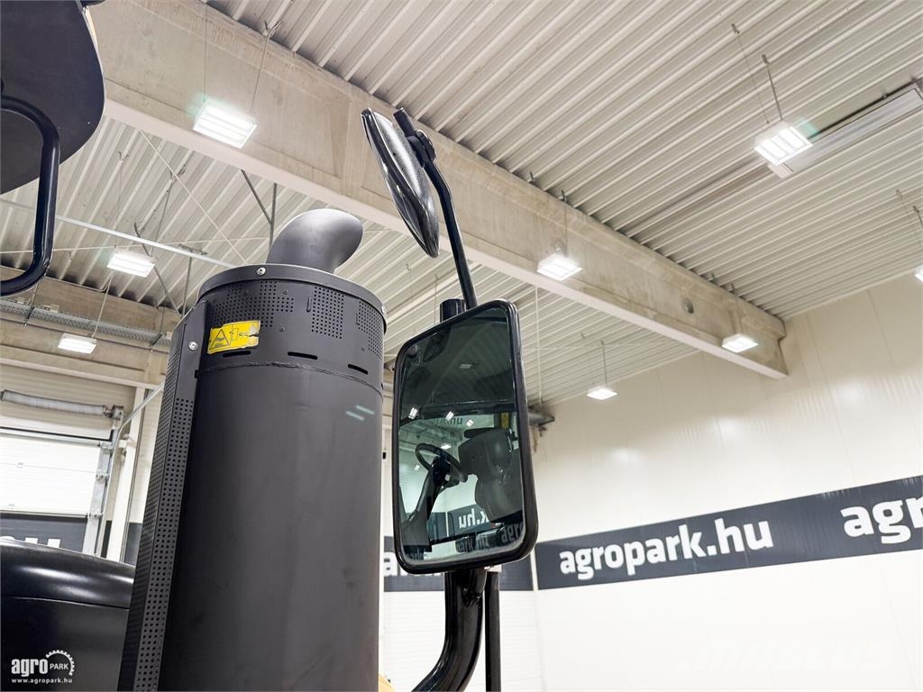 Challenger MT865E 16/4 Powershift 40 km/h váltó, 76 cm-es hev Traktorok