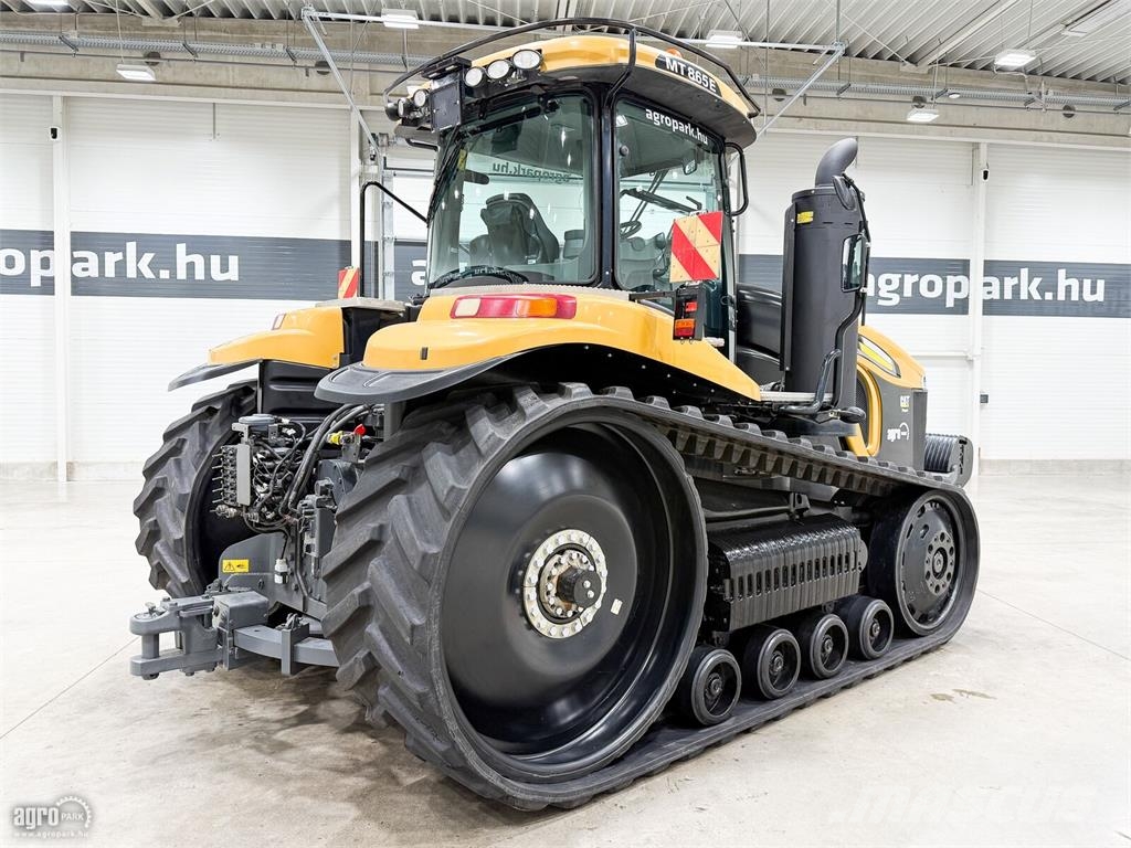 Challenger MT865E 16/4 Powershift 40 km/h váltó, 76 cm-es hev Traktorok
