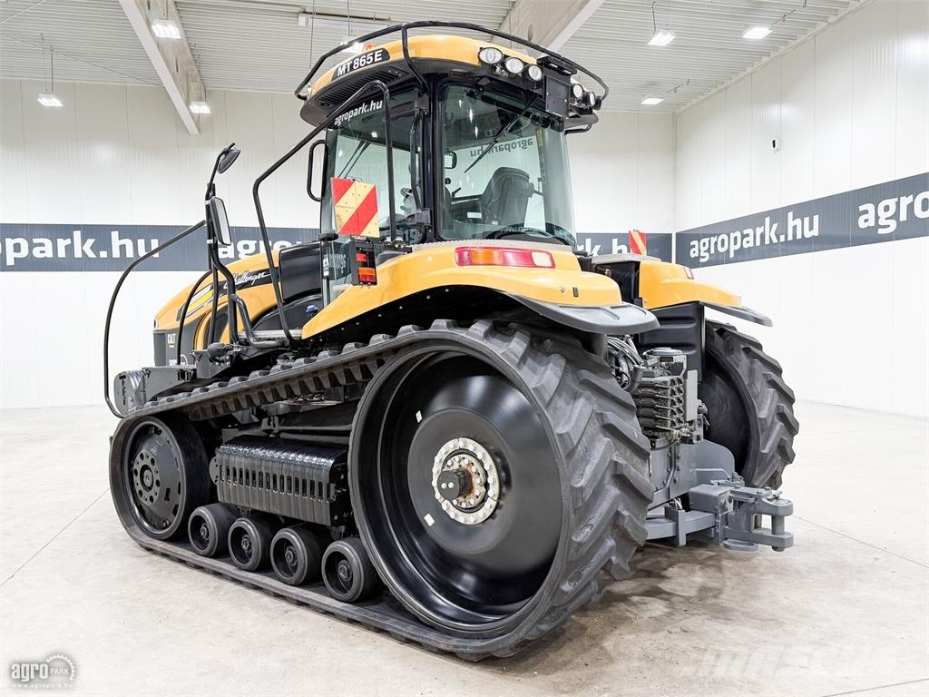 Challenger MT865E 16/4 Powershift 40 km/h váltó, 76 cm-es hev Traktorok