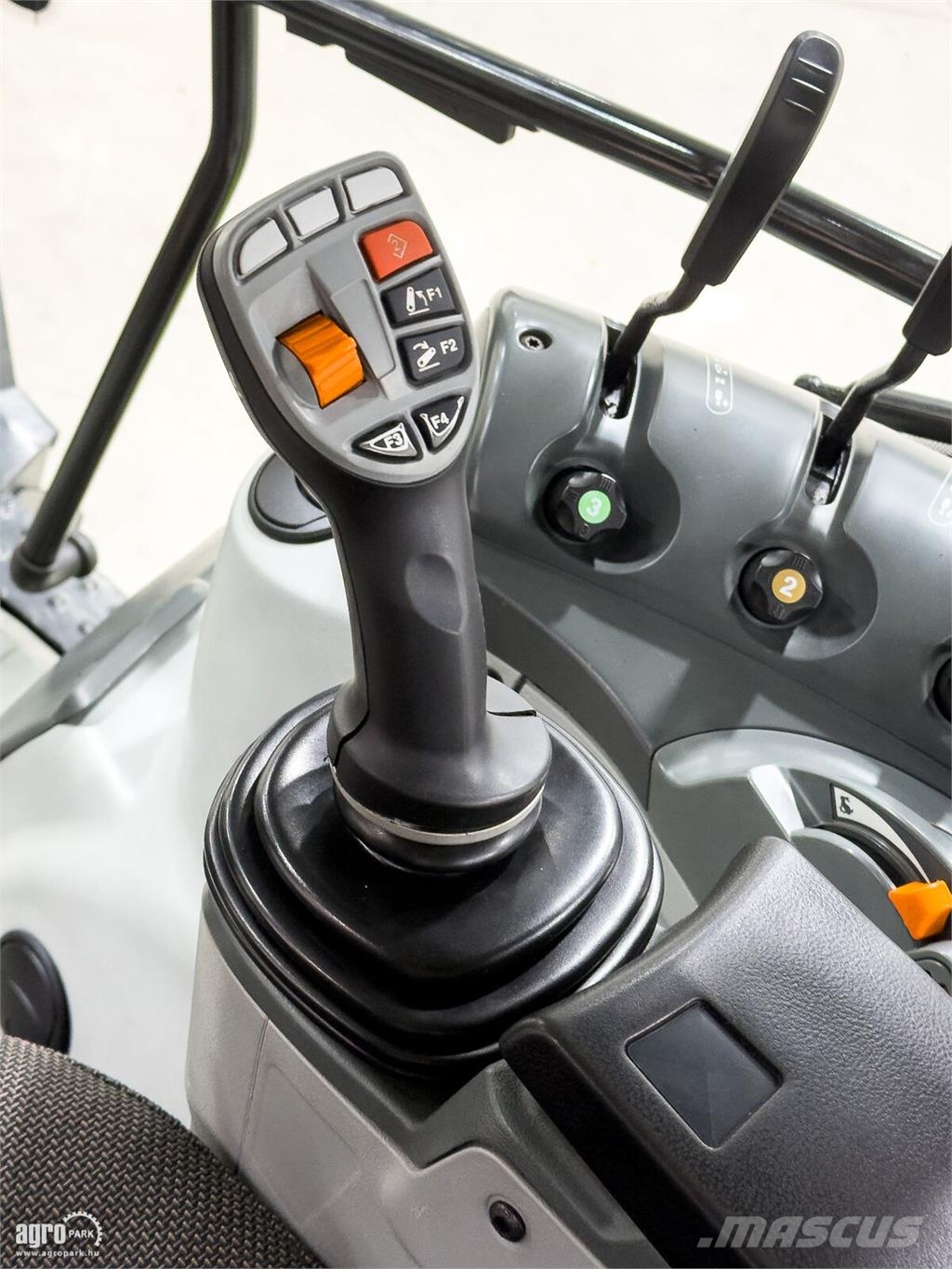 CLAAS Arion 420 Quadrishift Powershift, légfék, 3 pár hi Tractors