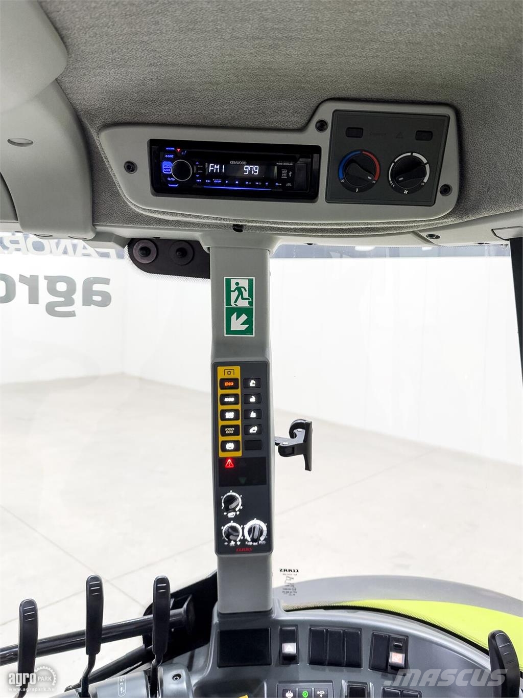 CLAAS Arion 420 Quadrishift Powershift, légfék, 3 pár hi Tractors