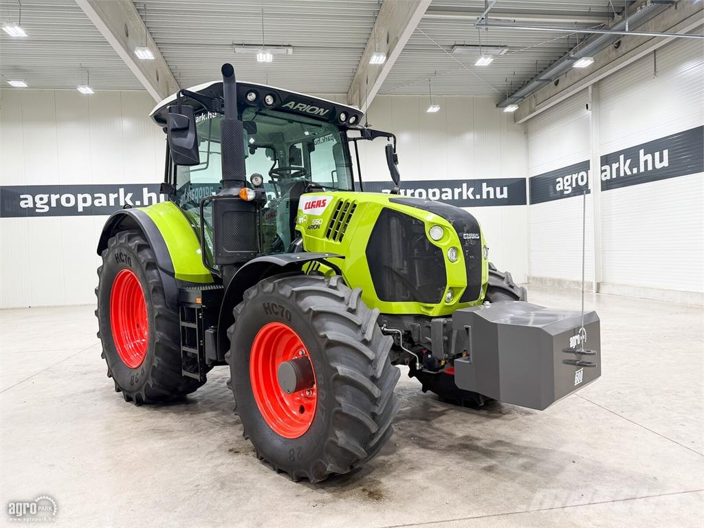 CLAAS Arion 550 CMATIC 50 km/h váltó, rugózott híd, rugó Traktoren